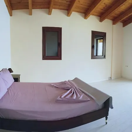 Villa Goros